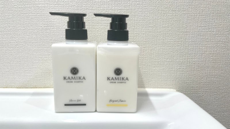 KAMIKA(カミカ)クリームシャンプーのパッケージ